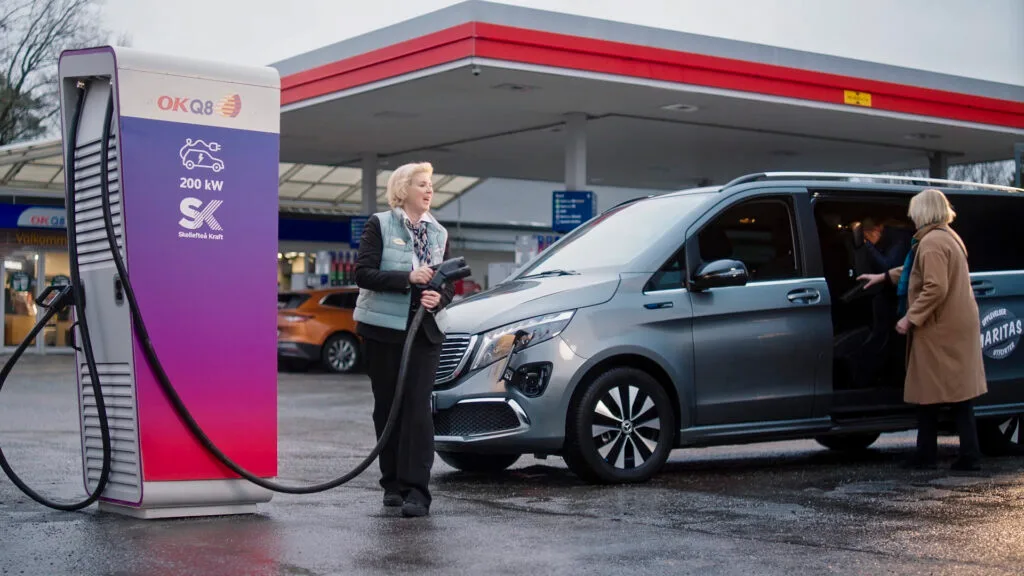 Bildlänk till "Ladda bilen"