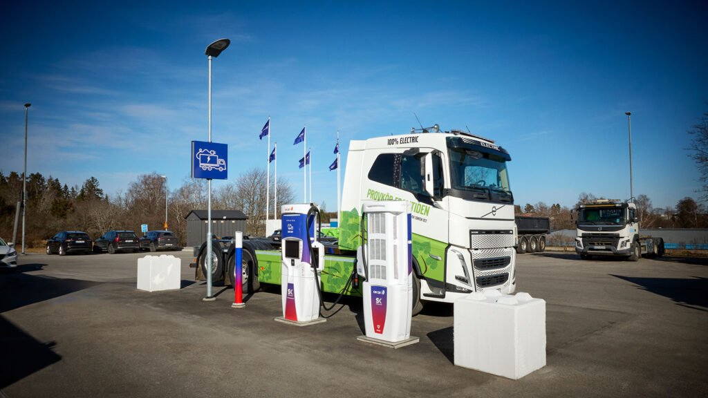 Bildlänk till "Tung trafik"